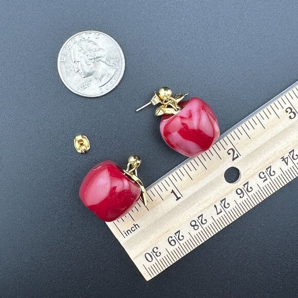 Vintage Avon Gold Tone & Red Light Pink Swirl Lucite Apple Dangle Earrings 1 in - Picture 8 of 12